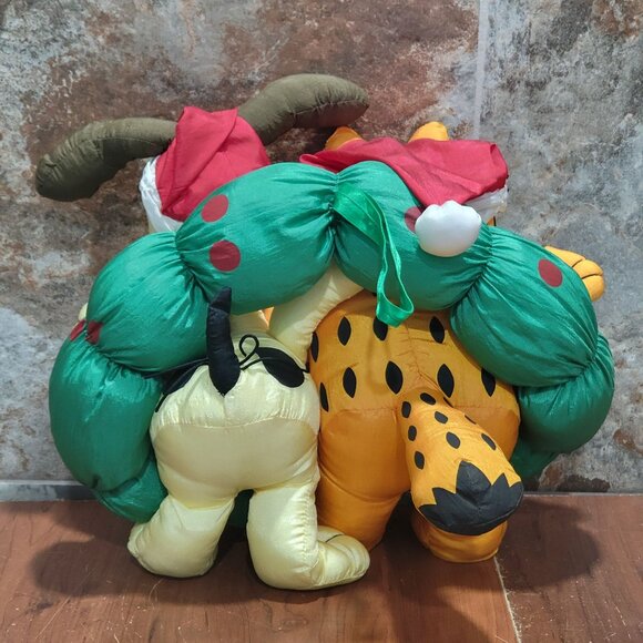 Vintage Paws Garfield And Odie Christmas Nylon Wreath Plush Stuffed Toy - Picture 3 of 14